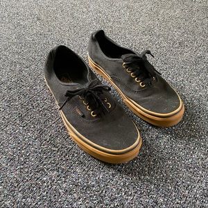 Vans Authentic-Black/Gum
